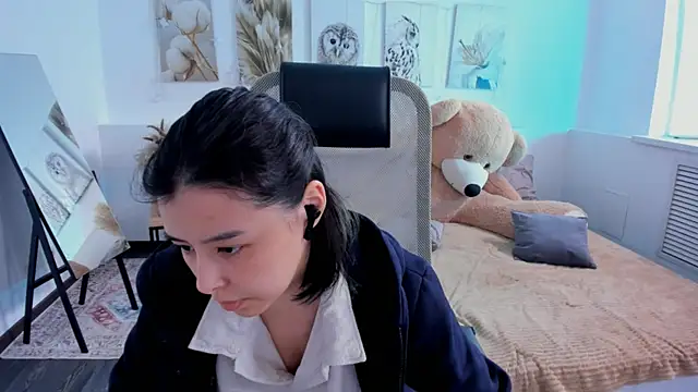 Snapshot of SirenMystiq chatting on June 2026 10:26:01 AM SirenMystiq online show from June 2026 10:26:01 AM