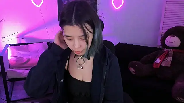 SirenMystiq online show from April 2026 07:15:02 PM