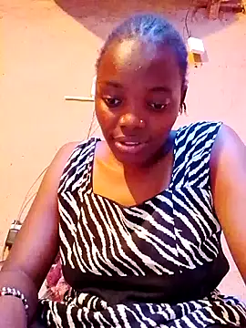 Snapshot of SEXY-NAIMA chatting on December 2025 02:45:01 PM SEXY-NAIMA online show from December 2025 02:45:01 PM