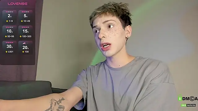 Snapshot of colestorm_ chatting on December 2025 07:09:02 PM colestorm online show from December 2025 07:09:02 PM