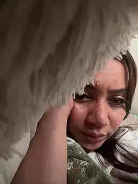 rebecagoldene online show from May 2026 10:12:01 PM