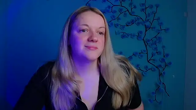 Snapshot of Samantha_Gloww chatting on December 2025 01:17:02 PM Samantha Gloww online show from December 2025 01:17:02 PM