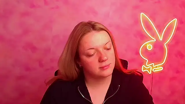 Snapshot of Samantha_Gloww chatting on December 2025 07:14:02 AM Samantha Gloww online show from December 2025 07:14:02 AM