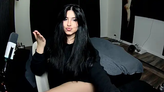 Snapshot of Nicole_Pars chatting on March 2026 04:40:02 PM Nicole Pars online show from March 2026 04:40:02 PM