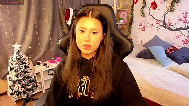 Snapshot of Nicole_Pars chatting on January 2026 04:44:01 PM Nicole Pars online show from January 2026 04:44:01 PM