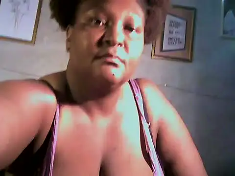 Snapshot of sweetmilkylady chatting on April 2026 02:49:02 AM sweetmilkylady online show from April 2026 02:49:02 AM