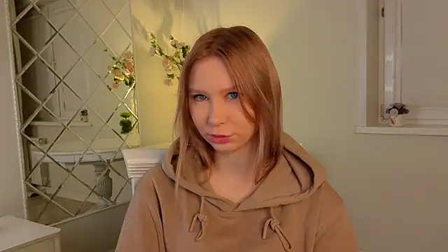 CorrieHighfield online show from December 2025 01:12:01 AM