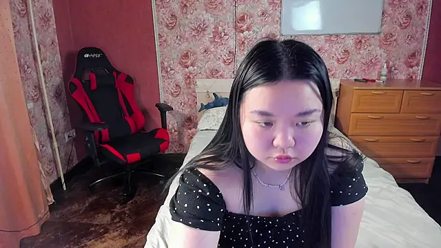 hungrybunny333 online show from December 2025 10:09:01 AM