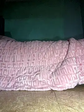 Kaelth3 online show from January 2026 06:58:02 PM