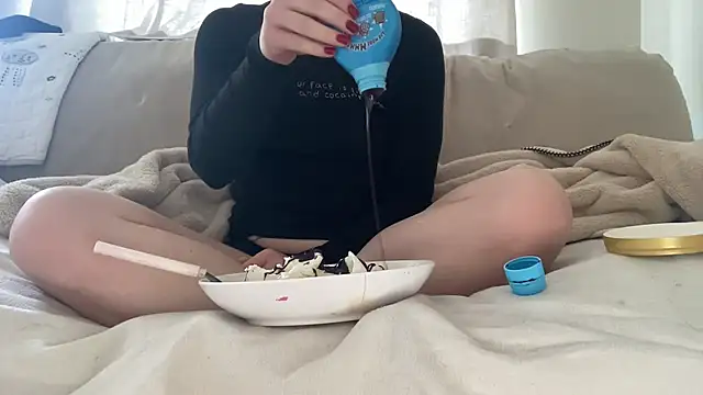 ijustturned18today online show from April 2026 08:18:02 AM