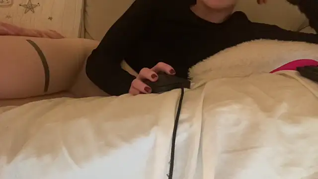 ijustturned18today online show from February 2026 08:44:01 PM