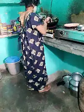 Snapshot of Cuple_masti72 chatting on May 2026 01:56:01 AM Cuple masti72 online show from May 2026 01:56:01 AM