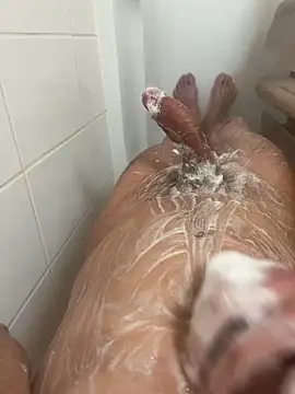 YoungVibe online show from March 2026 10:54:02 PM