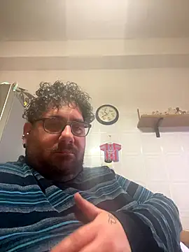 Snapshot of P0rco89 chatting on January 2026 11:42:01 PM P0rco89 online show from January 2026 11:42:01 PM