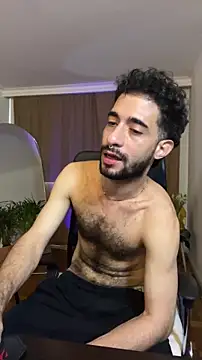 Snapshot of _YOURHERO chatting on December 2025 07:09:02 PM YOURHERO online show from December 2025 07:09:02 PM