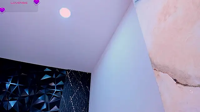 AriadnaLoren online show from March 2026 03:44:01 AM