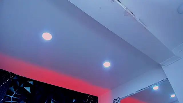 Snapshot of AriadnaLoren chatting on February 2026 04:23:02 AM AriadnaLoren online show from February 2026 04:23:02 AM