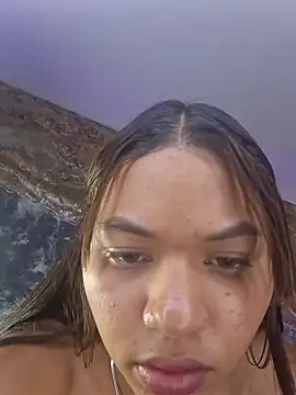 AriadnaLoren online show from May 2026 03:50:02 AM