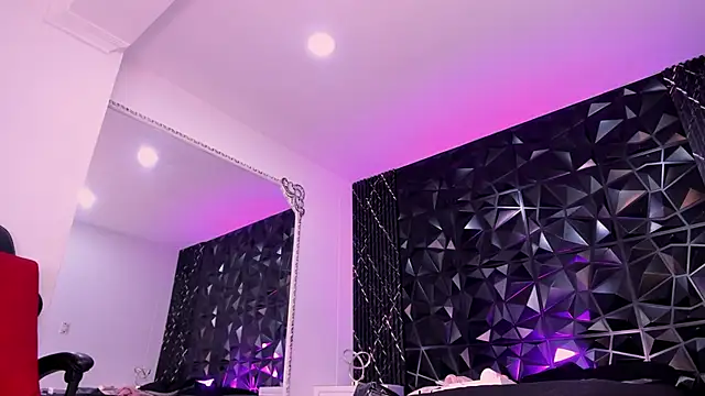 AriadnaLoren online show from March 2026 05:48:01 AM