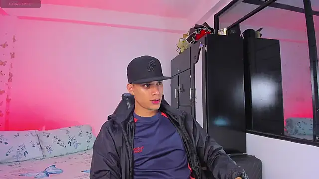 Michael Jordan zz online show from January 2026 11:33:02 PM