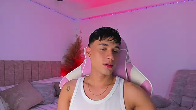 Snapshot of Michael_Jordan_zz chatting on June 2026 08:56:01 AM Michael Jordan zz online show from June 2026 08:56:01 AM