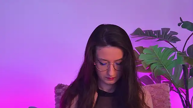 TheaMalekoo online show from March 2026 07:45:01 AM