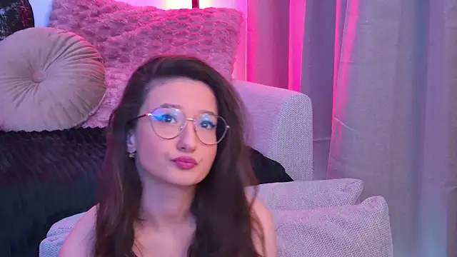 TheaMalekoo online show from February 2026 07:41:02 AM