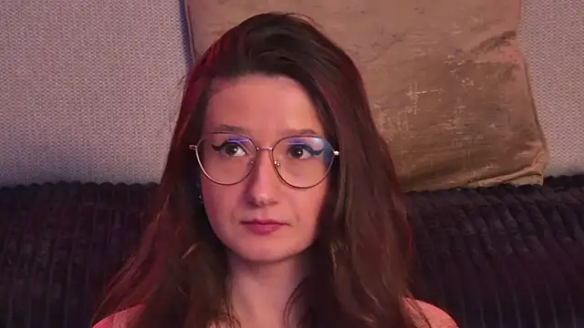 TheaMalekoo online show from December 2025 07:37:02 PM