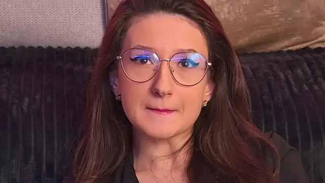 TheaMalekoo online show from December 2025 07:41:02 AM