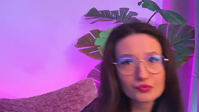 TheaMalekoo online show from March 2026 07:36:03 AM