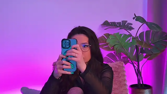 TheaMalekoo online show from March 2026 07:50:02 AM