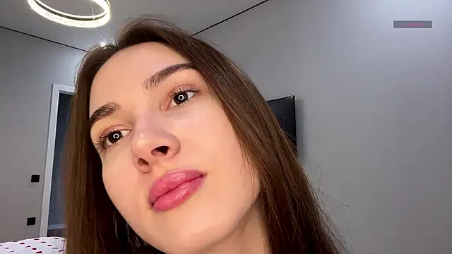 SepiahLune online show from February 2026 08:02:02 AM