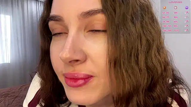 SepiahLune online show from January 2026 06:18:01 AM