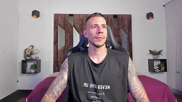 J king   online show from June 2026 10:40:02 PM