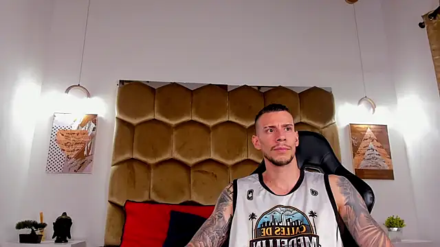 J king   online show from June 2026 08:03:01 PM