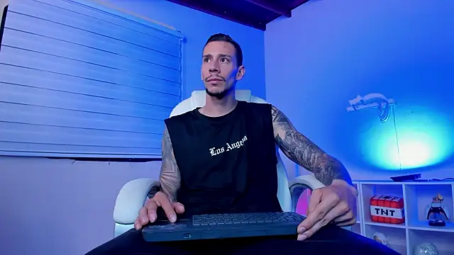 J king   online show from June 2026 12:26:02 PM