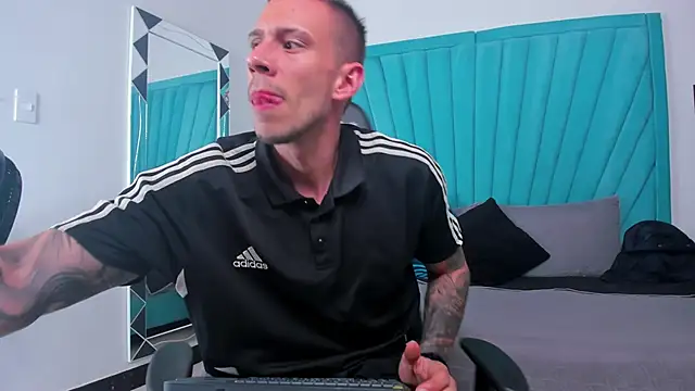 J king   online show from February 2026 09:47:02 PM