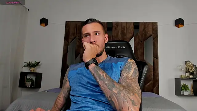 J king   online show from April 2026 08:13:01 PM