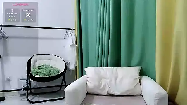 Snapshot of Leila-11 chatting on May 2026 12:25:02 AM Leila-11 online show from May 2026 12:25:02 AM