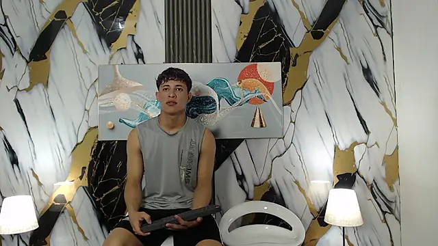 YOUNG GUYS1 online show from February 2026 01:39:01 AM