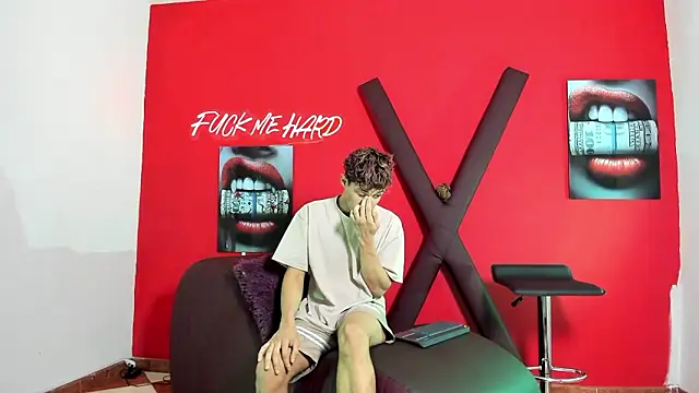 YOUNG GUYS1 online show from February 2026 01:27:02 AM