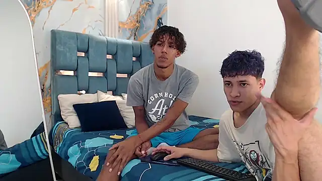 YOUNG GUYS1 online show from February 2026 01:26:01 AM