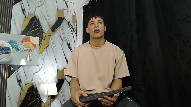 YOUNG GUYS1 online show from March 2026 07:46:01 AM