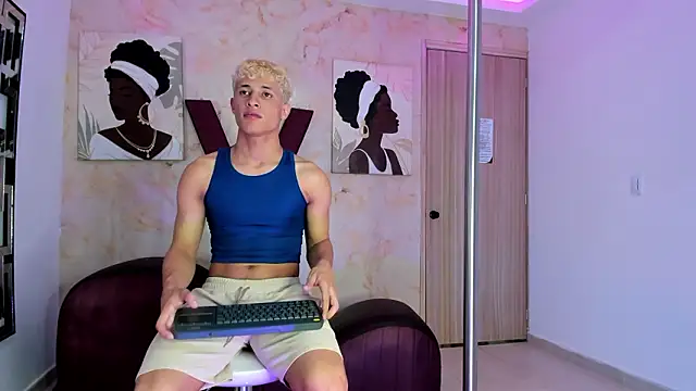 YOUNG GUYS1 online show from March 2026 07:53:02 AM