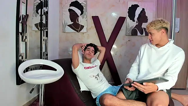 YOUNG GUYS1 online show from April 2026 07:24:01 AM