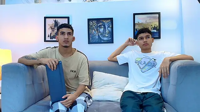 HORNY PRETTY online show from April 2026 07:17:02 PM