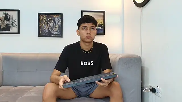 HORNY PRETTY online show from January 2026 07:20:02 PM