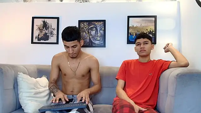 HORNY PRETTY online show from April 2026 07:18:01 PM