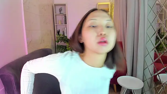 Snapshot of AngellaSoftt chatting on December 2025 01:50:01 PM AngellaSoftt online show from December 2025 01:50:01 PM