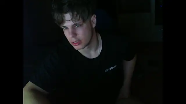 GymGuy0505 online show from January 2026 10:16:02 PM